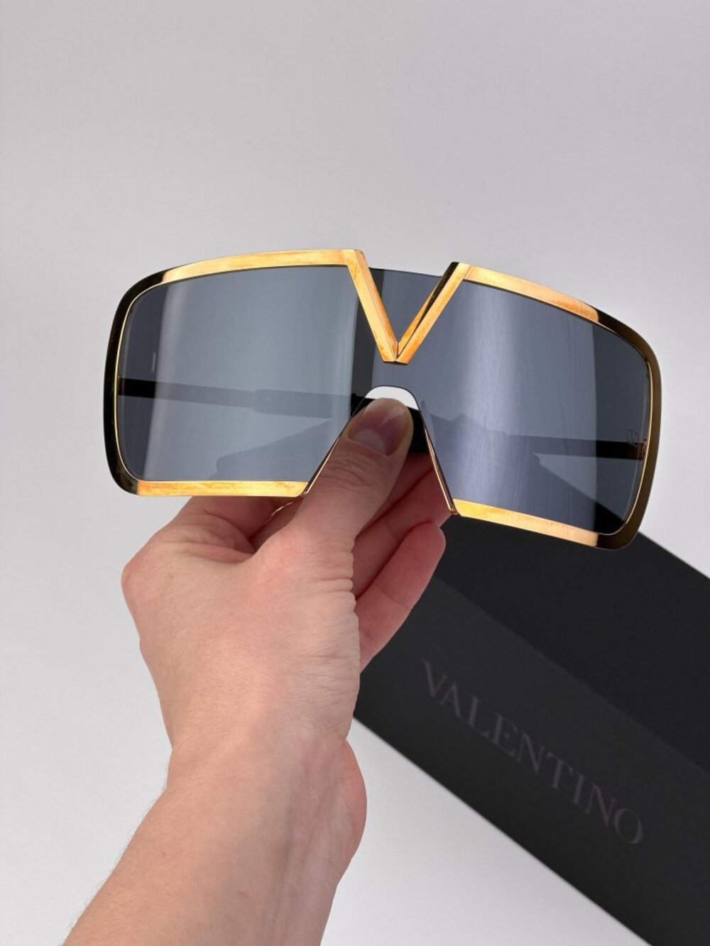 Valentino Sunglasses – Rose Gold Titanium Oversized Mask V-ROMASK VLS-120A A